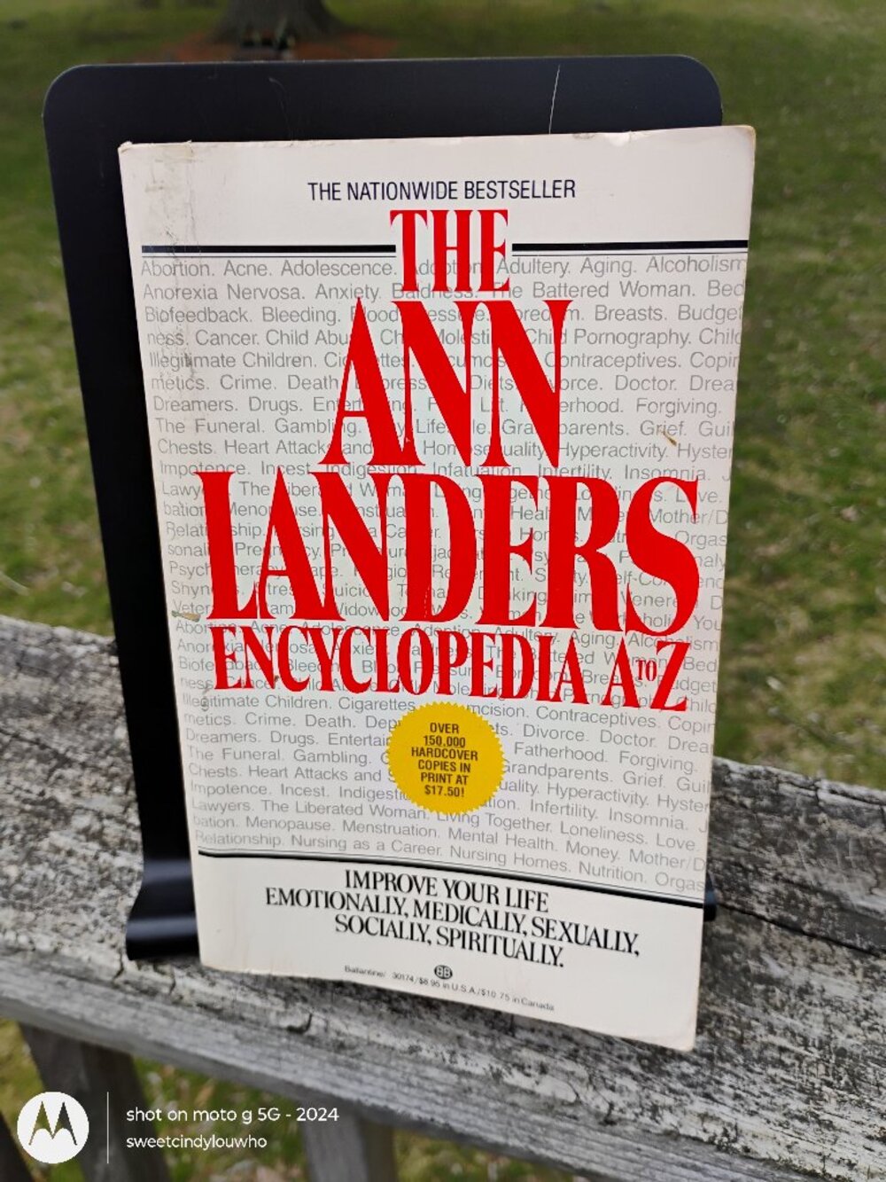 The Ann Landers Encyclopedia A to Z by Ann Landers paperback >1000 pgs (C) 1978